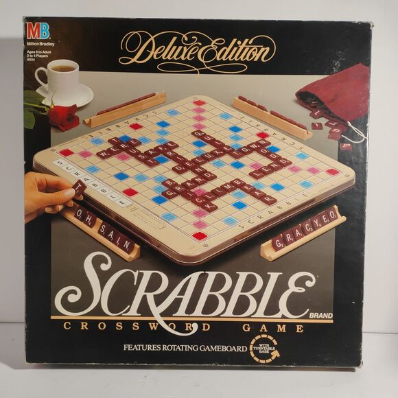 Scrabble Deluxe Edition Rotating Turntable Vintage 1989 Mahogany Tiles Complete - Picture 1 of 9
